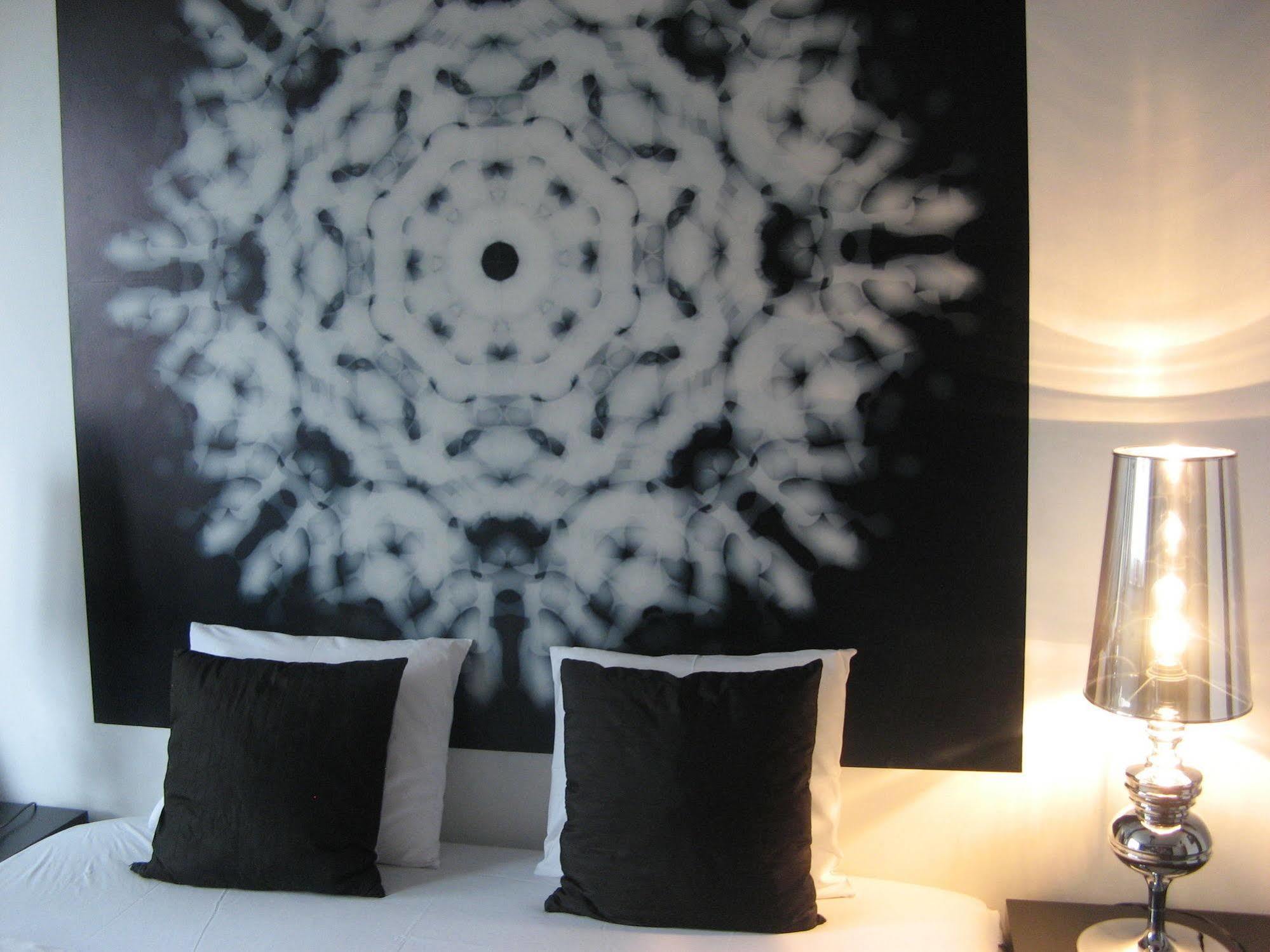 Apartment Artrooms *